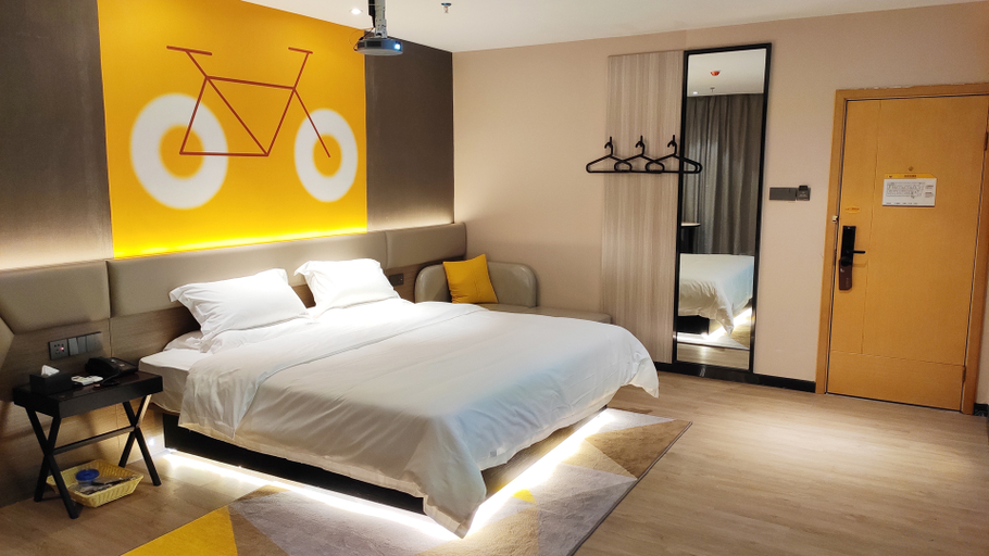 Bedroom 3, IU Hotel Nanchang Bayi Square Railway Station, Nanchang