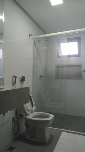 Bathroom 3, Safa Hotel, Foz do Iguaçu