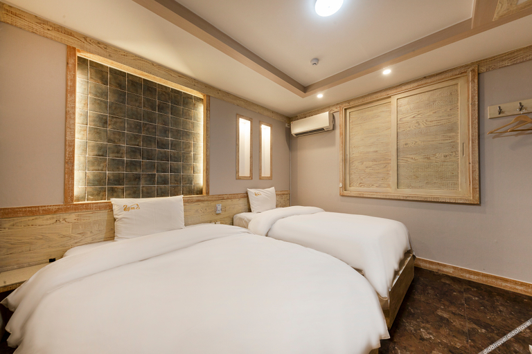 Bedroom 2, Daejeon Yuseong Paros, Yuseong