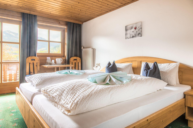 Bedroom 1, Gasthof Pesbichl, Sankt Johann im Pongau