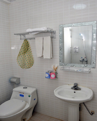 Bathroom 2, Sanya Junhao Business Express Hotel (Commodity Street Branch), Sanya