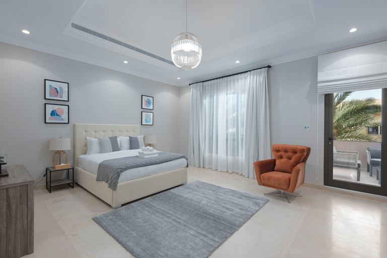 Bedroom 2, Maison Privee - Prvt Pool & Beach in Luxury Palm Jumeirah Villa, Dubai