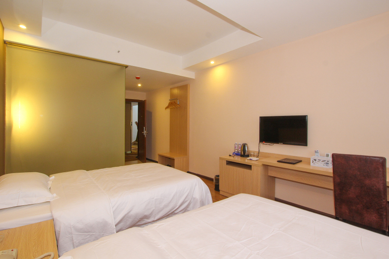 Bedroom, Guilin Luofu Palace Hotel (Guangxi Normal University Yucai Campus), Guilin