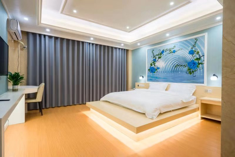 Bedroom, Huigu Holiday Hotel, Yulin