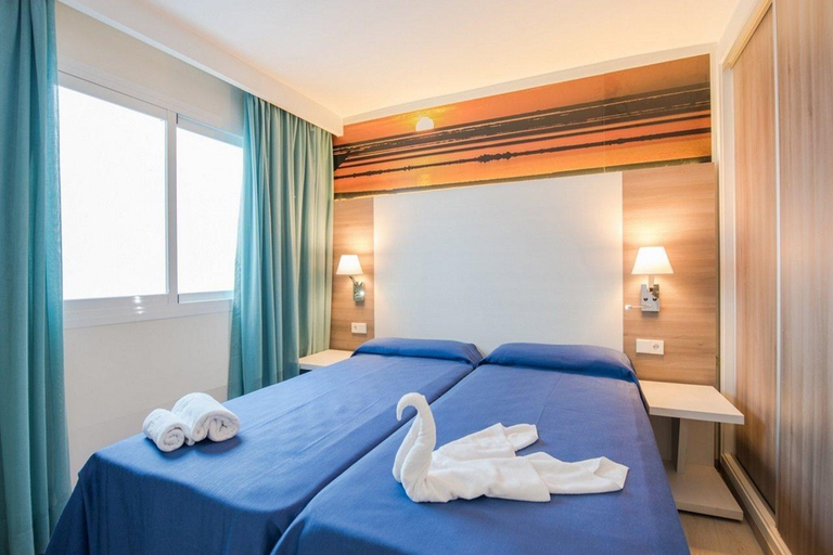 Bedroom 3, Apartamentos Los Angeles, Baleares