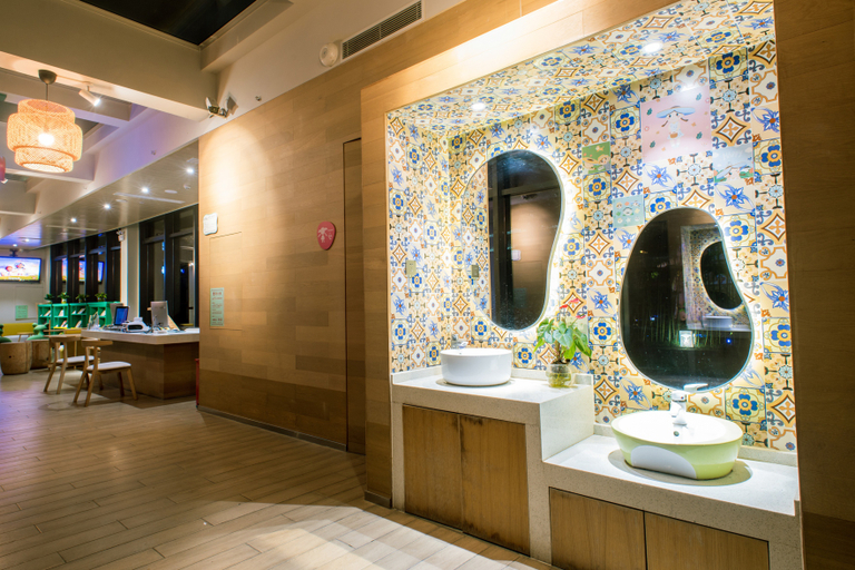 Bathroom 4, Little Hakka Hotel, Shenzhen