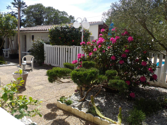 Exterior & Views 2, Hôtel Côte et Lac, Landes