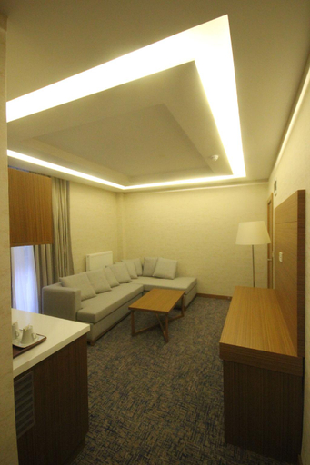 Bedroom 3, Garden Zara Hotel Restaurant Cafe, Zara