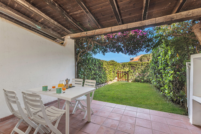 Outdoor dining 5, Il Faro di Capo Ceraso, Olbia-Tempio