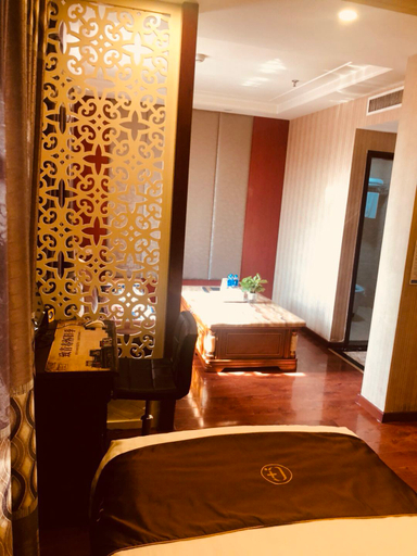 Bedroom 2, Q Plus Linxia Ming Shing Hotel, Linxia Hui