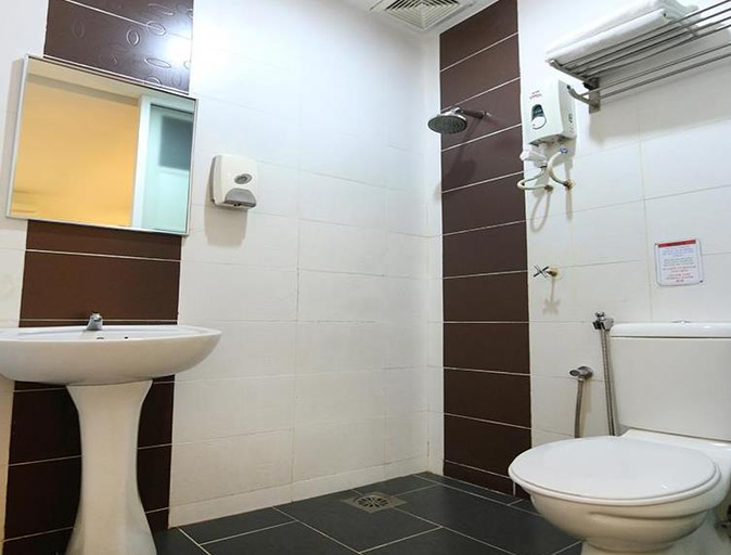 Bathroom, Swing & Pillows @ Kota Damansara, Petaling Jaya
