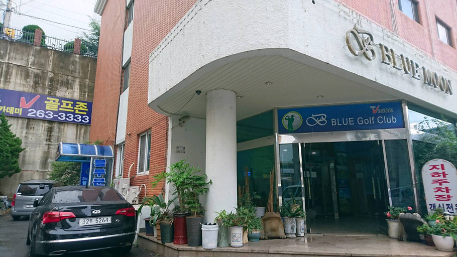 Exterior & Views 5, Busan Janglim Blue Moon Hotel, Saha