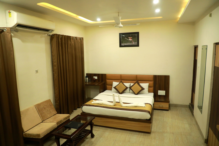 Bedroom 2, Hotel Maggo, Bharatpur