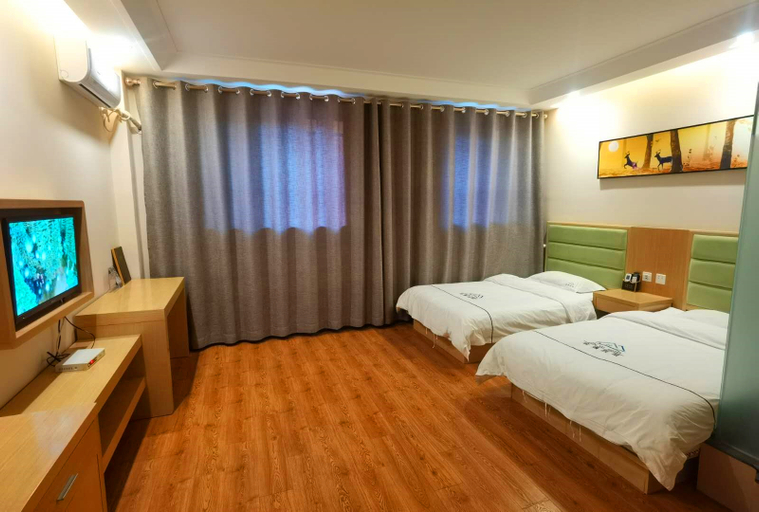 Bedroom 2, Jinyu Hotel, Hohhot