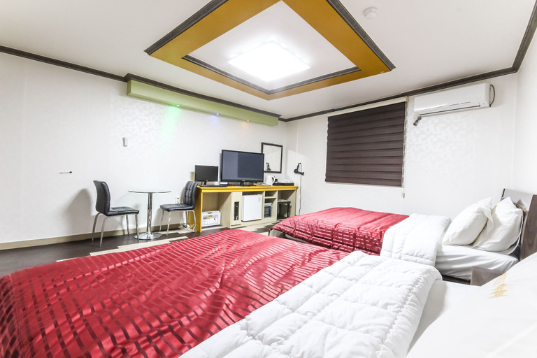 Bedroom 3, Jeonju Gosa-dong Cinema, Jeonju
