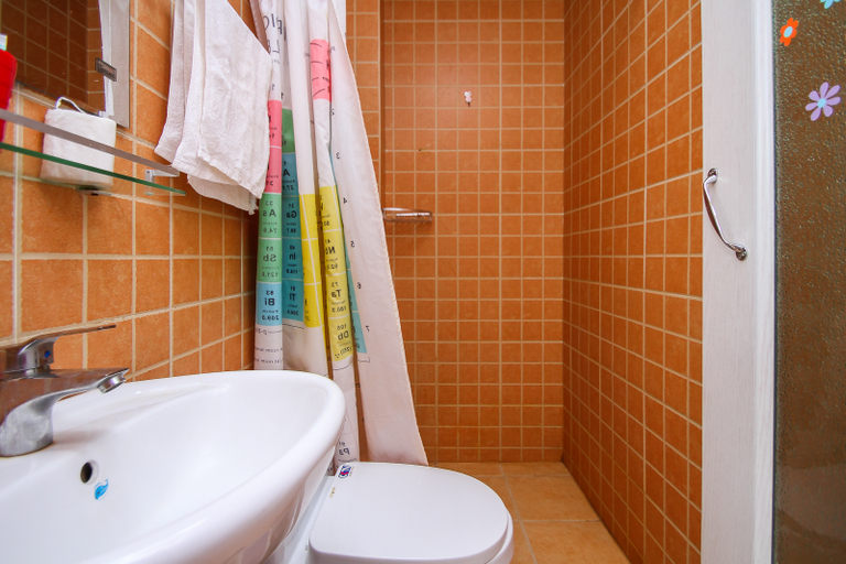 Bathroom 2, One Time Hostel, Wuxi