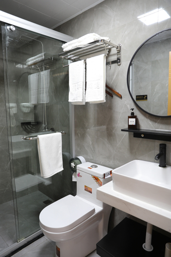 Bathroom 3, Tonghua Hotel, Shanghai