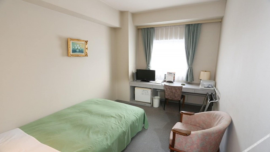 Bedroom 4, Urakawa Wellington Hotel, Urakawa