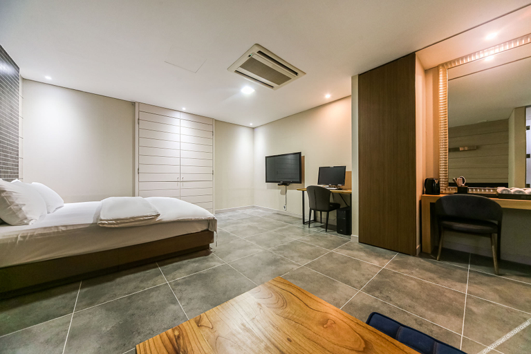 Bedroom 2, Gyeongju SL, Gyeongju