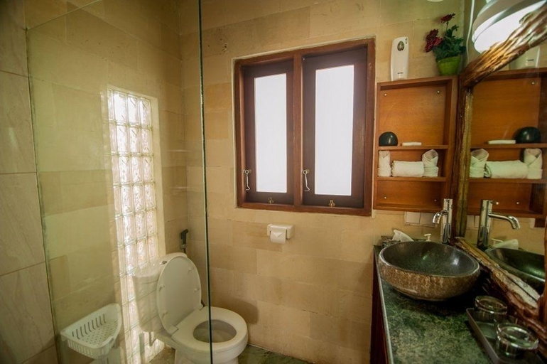 Bathroom 4, Lembongan Harmony Villas, Klungkung