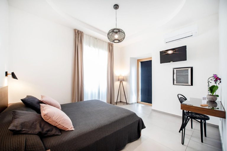 Bedroom 4, Prochytea, Napoli