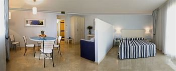 Guestroom 5, Cala La Luna Resort, Trapani