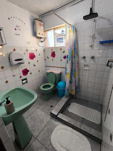 Bathroom, fabrizio guest house, Cusco