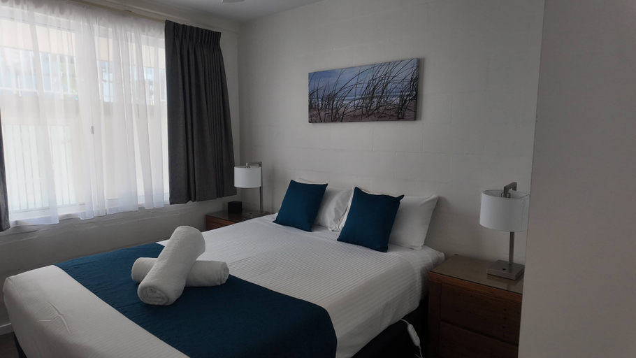 Bedroom 3, Albacore Apartments, Bega Valley