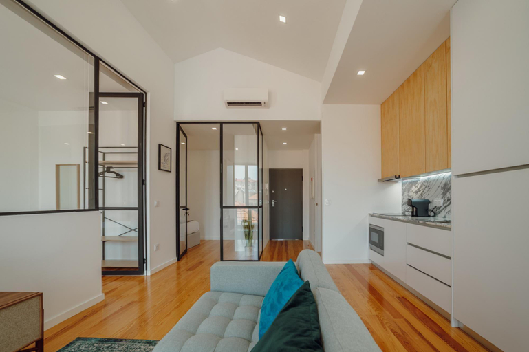 Others 5, Courtyard Oporto Design Apartment G, Porto