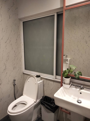 Bathroom, Chaiyee Coffee, Muang Chiang Mai