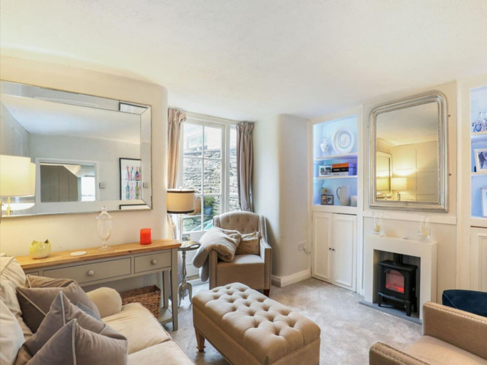 Living room, Luxury Stone Painswick Retreat for 6, Gloucestershire
