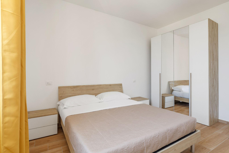 Bedroom 4, Residence Torvaianica, Rome