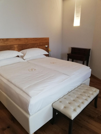 Bedroom 4, B&B Corte Alma Spa and Luxury Home, Brescia