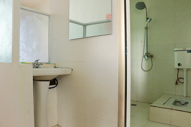 Bathroom 2, Lijiang Maoheng Hotel (Airport Bus Station), Lijiang