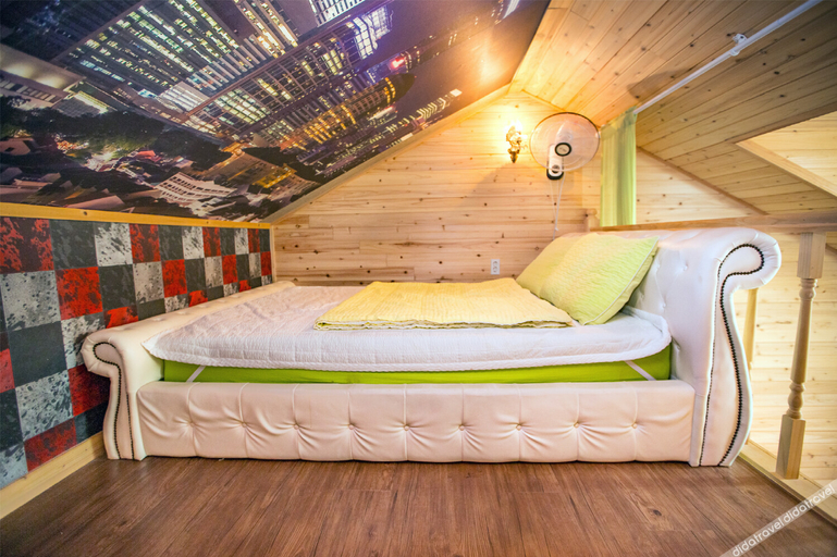 Bedroom 2, Nuhrang Nahrang, Taean