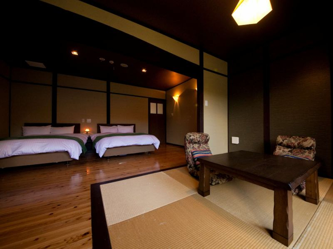Bedroom 2, 由布の彩 YADOYA おおはし, Yufu