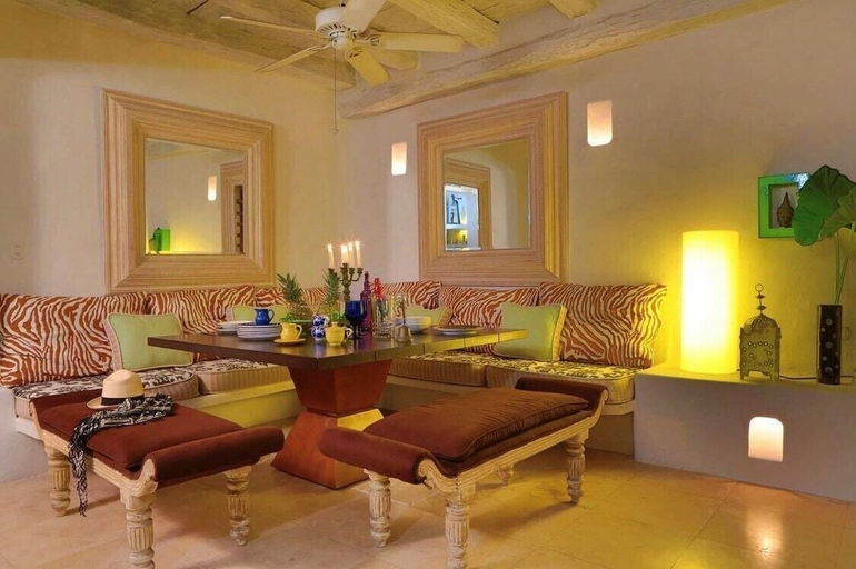 Food & Drinks, Casa Logos Comfort Stay, Cartagena de Indias