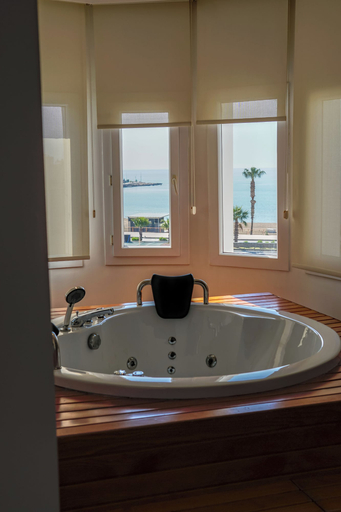 Bathroom 5, Club Efes Otel, Silifke