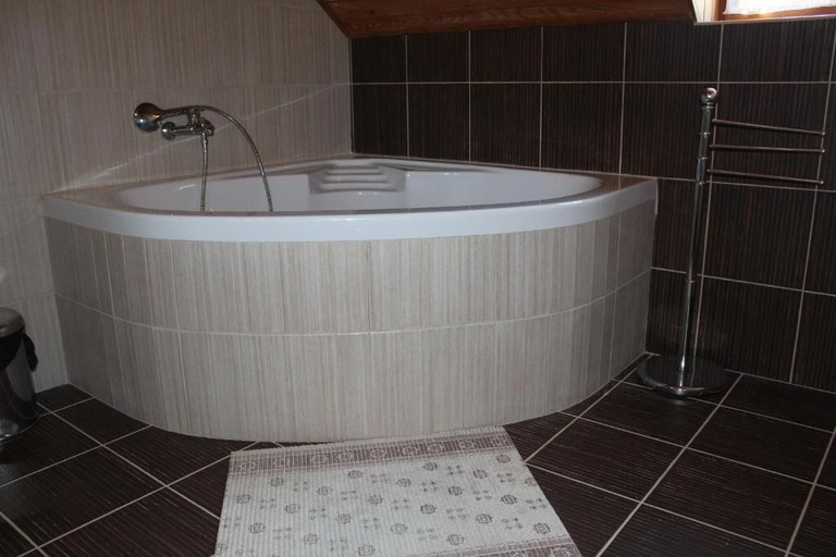 Bathroom 4, Penzion Javorina Čičmany, Žilina