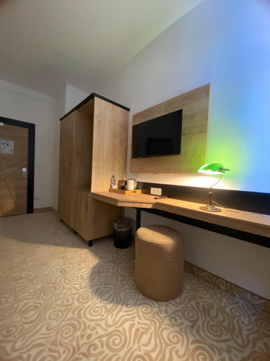 Shared lounge/TV area 3, Hotel Fluss Oase - Feldschloßchen, Burgenlandkreis