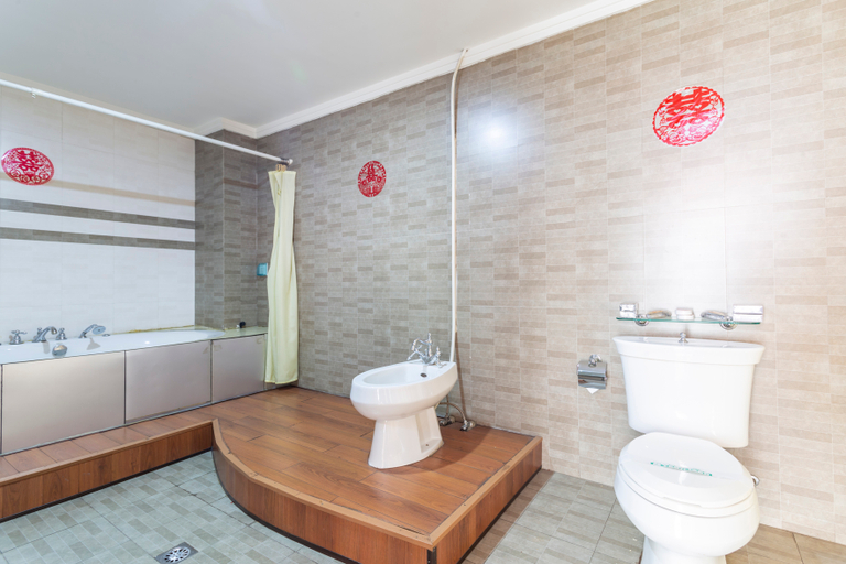 Bathroom 3, Jinjiang Hotel, Taiyuan