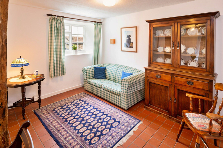 Living room 3, Coastal Family House for 8 in Cornwall, Devon