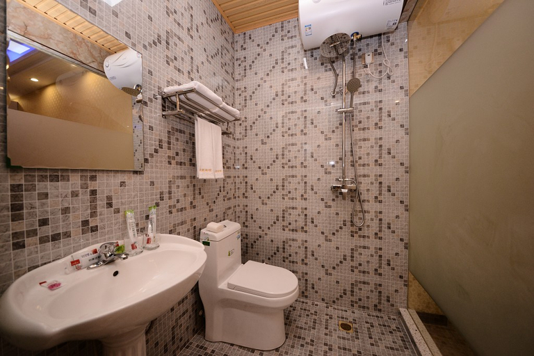 Bathroom, Beihang Hotel (Taiping International Airport), Harbin