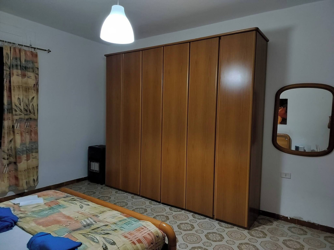 Room 5, Design Villa, Eco,pool, Fruit Garden Close to sea, Caserta