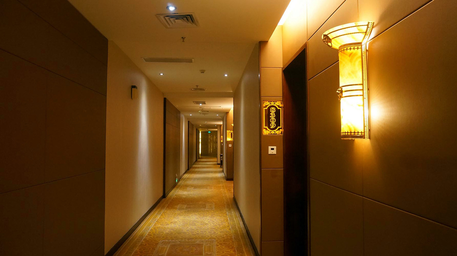 Others 3, S.VDEN, Dongguan