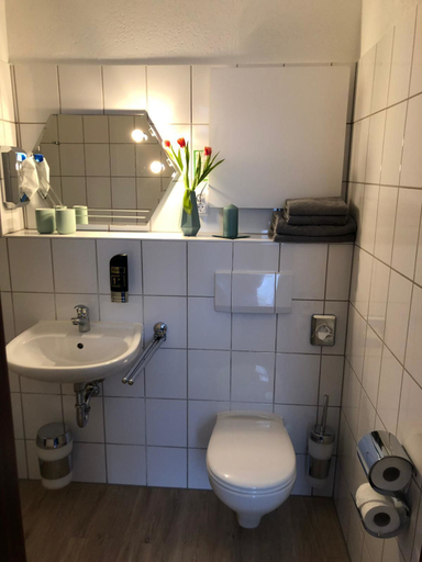 Bathroom 4, Hotel Zur Köppe, Saale-Holzland-Kreis