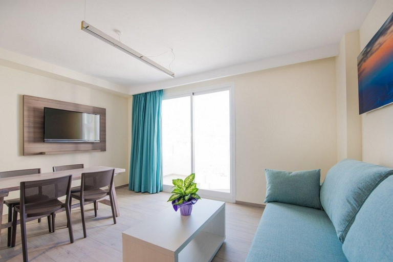 Others 5, Apartamentos Los Angeles, Baleares