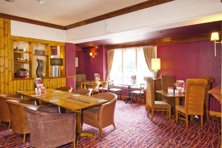 Food & Drinks 5, プレミア イン ハダーズフィールド セントラル(Huddersfield Central), Kirklees