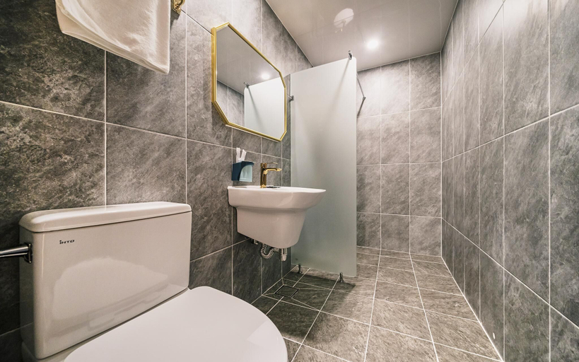 Bathroom 5, Pyeongtaek Hotel Gung, Pyeongtaek