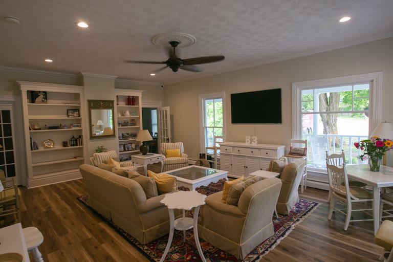 Public Area, The Belvedere B&B, Charlevoix